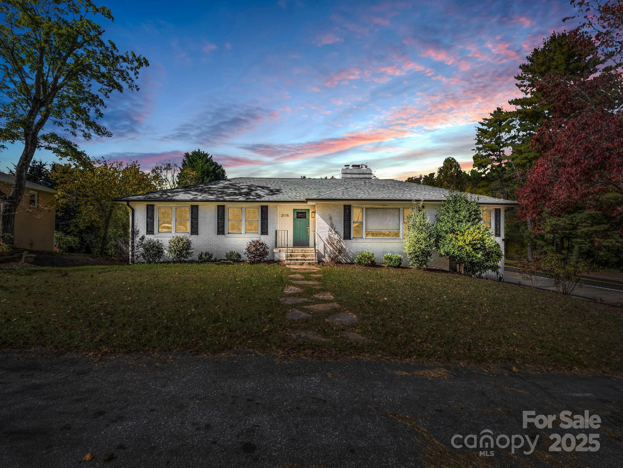 2115 N Stoney View Court
