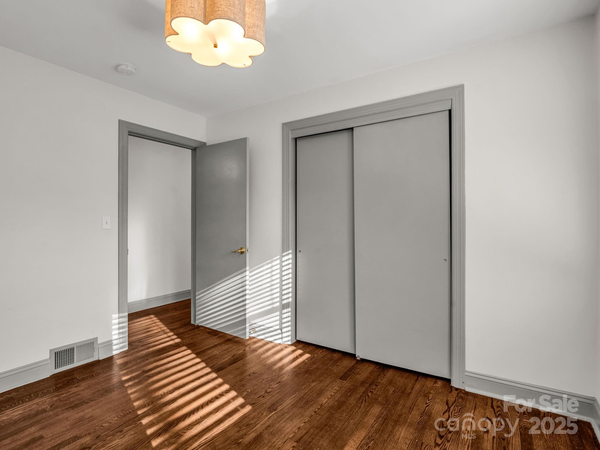 Stoney Crest - Residential