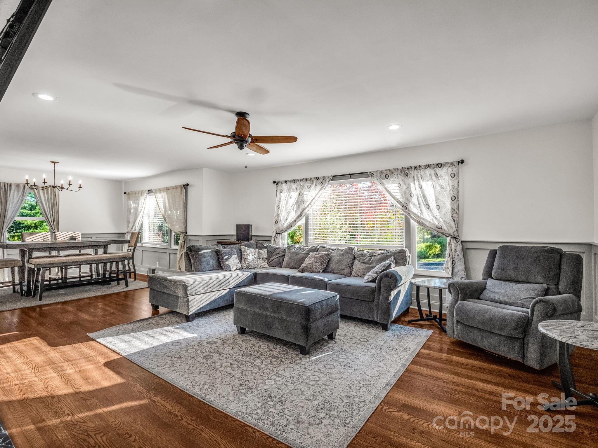 Stoney Crest - Residential