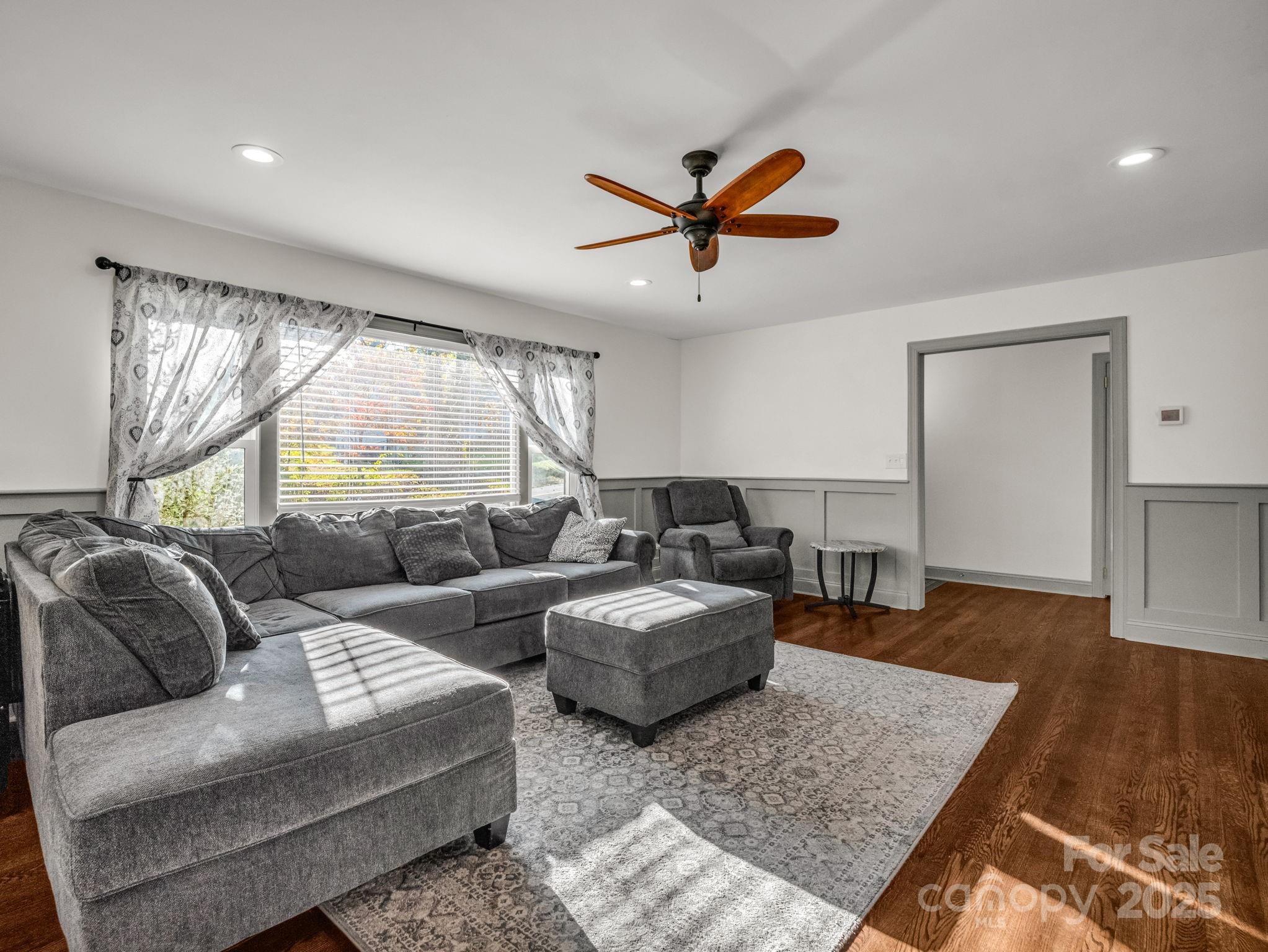 Stoney Crest - Residential