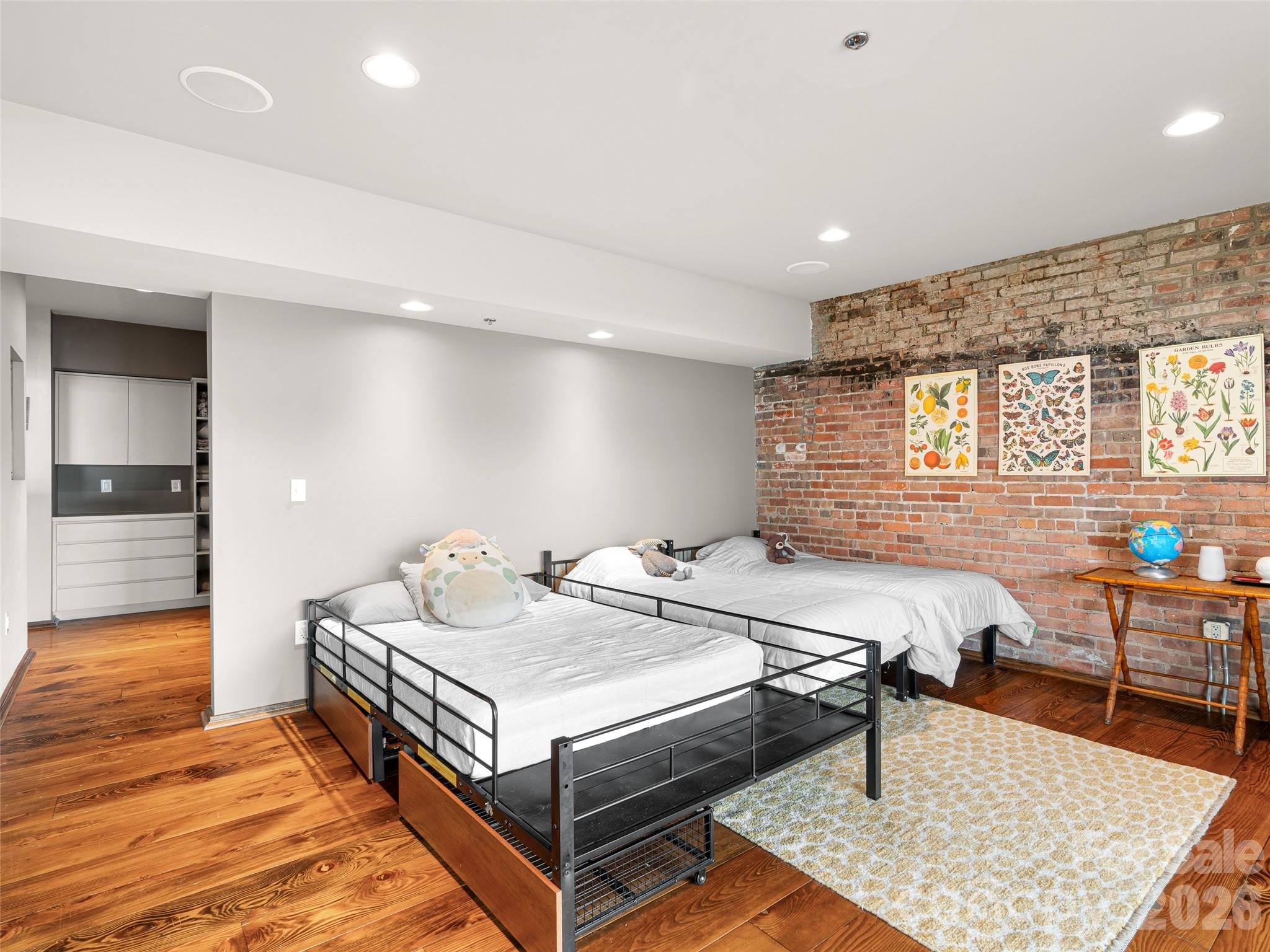 Morrison Condominiums - Residential