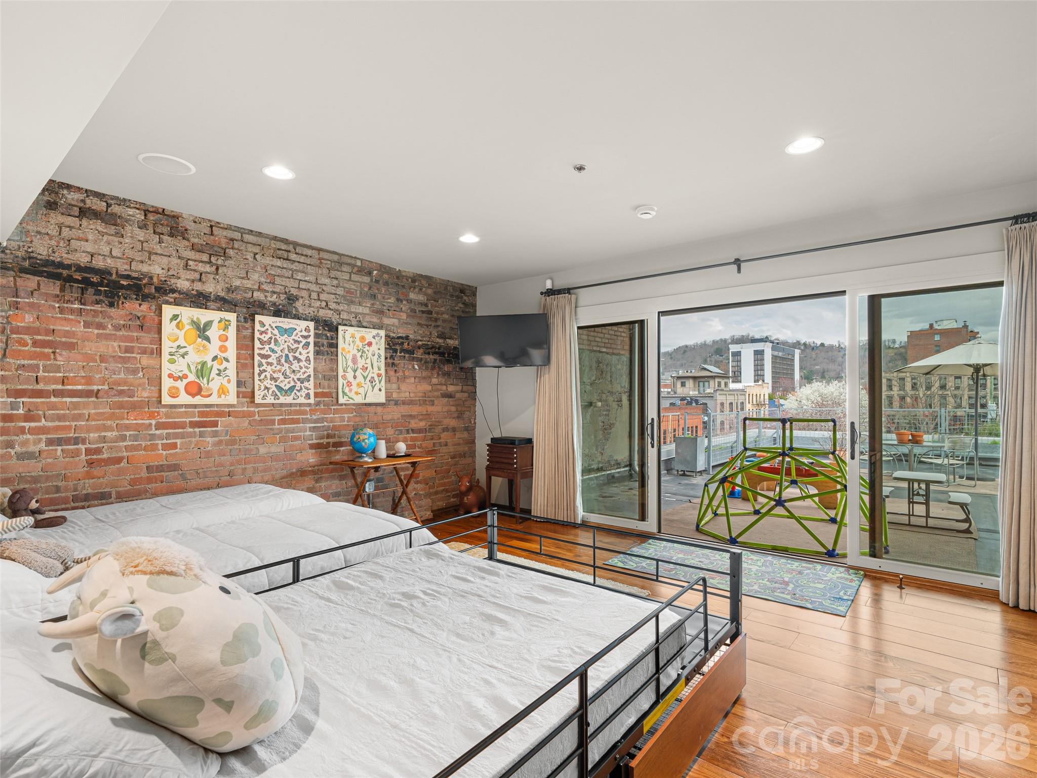 Morrison Condominiums - Residential