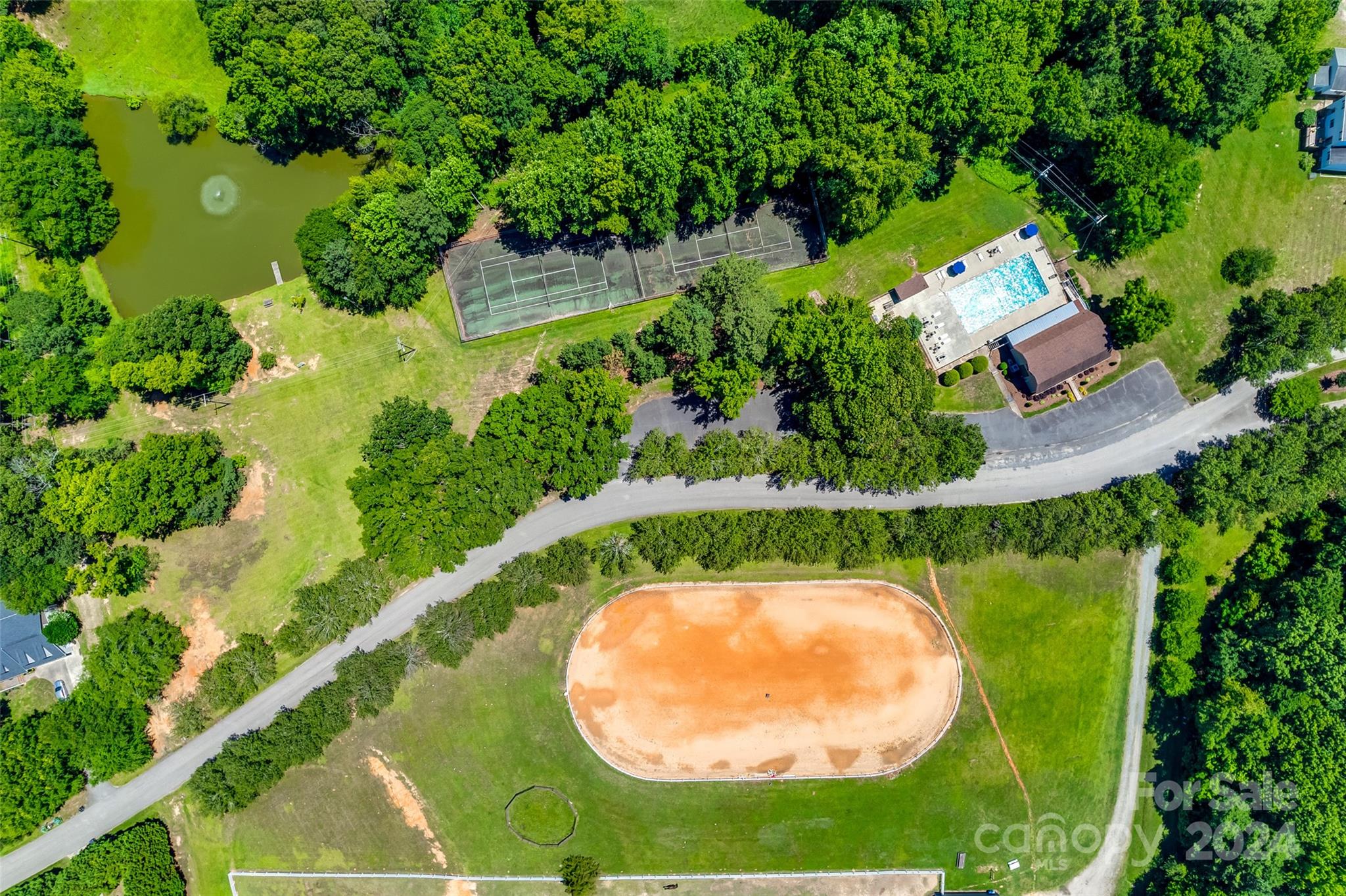 Black Horse Run - Residential