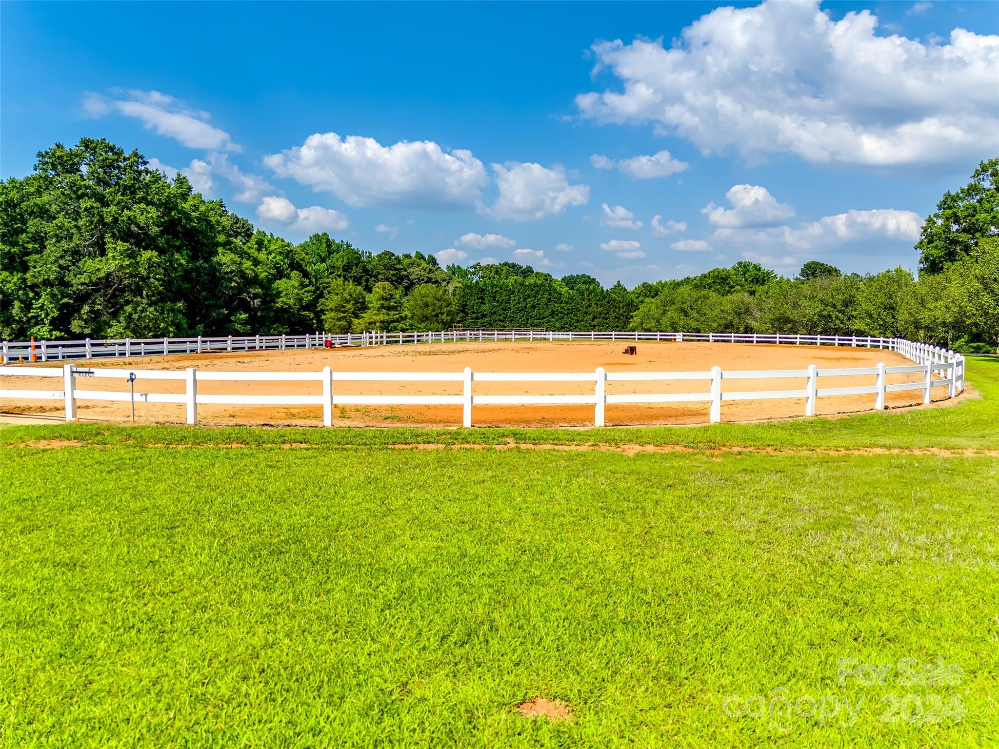 Black Horse Run - Residential