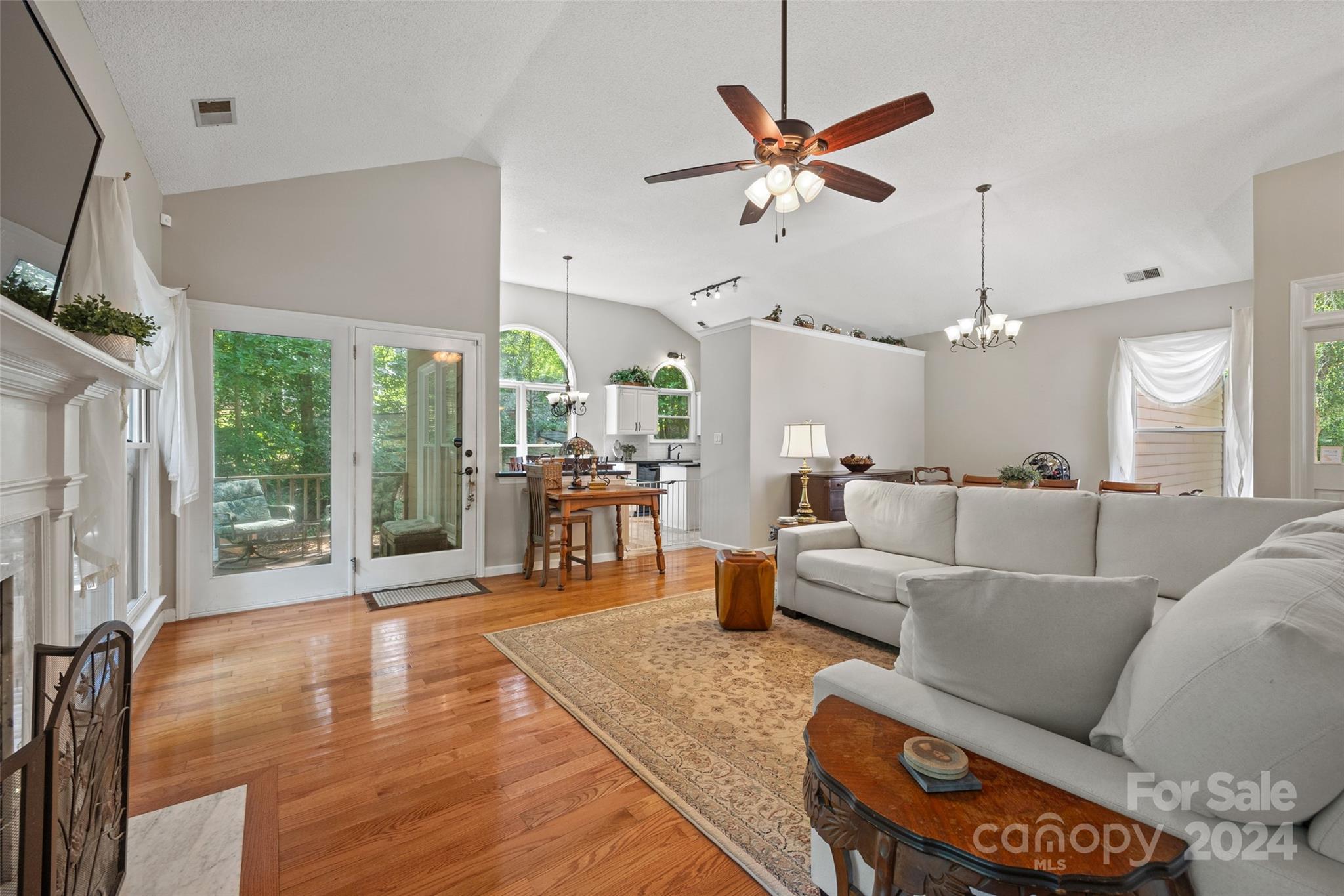 Black Horse Run - Residential