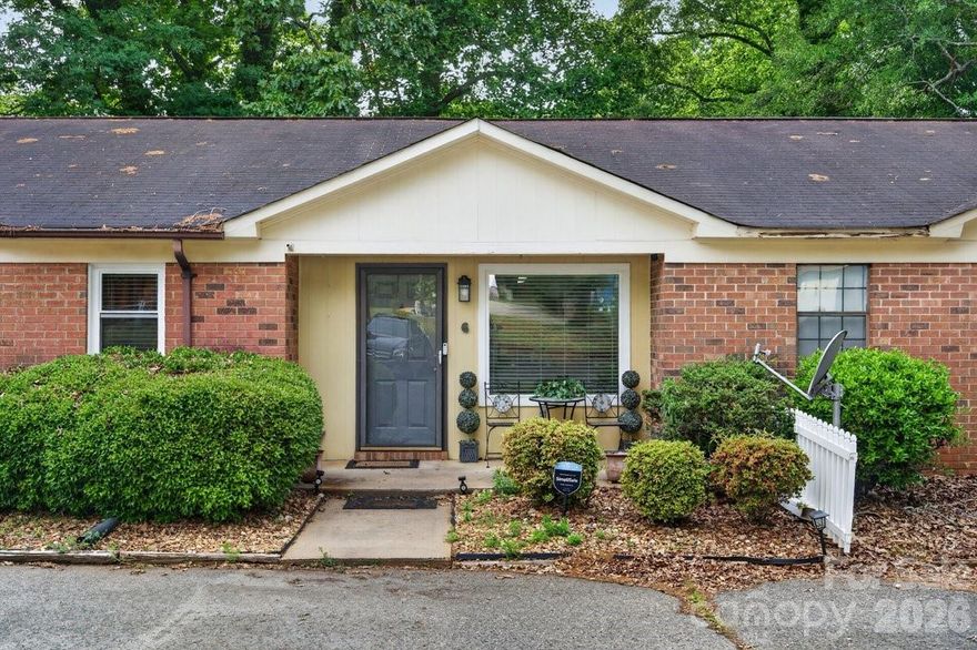 Investor Special- Income producing property! Spacious 2 bedroom, 1 bath townhome/condo currently occupied by a long term tenant providing immediate cash flow. Property does need repairs and deferred maintenance but offers excellent upside potential. Prime location within walking distance of Uptown Shelby and The Carolina Harmony Trail; giving tenants convenient access to shopping. dinning, entertainment and outdoor recreation. Excellent opportunity for investors looking to expend their portfolio.