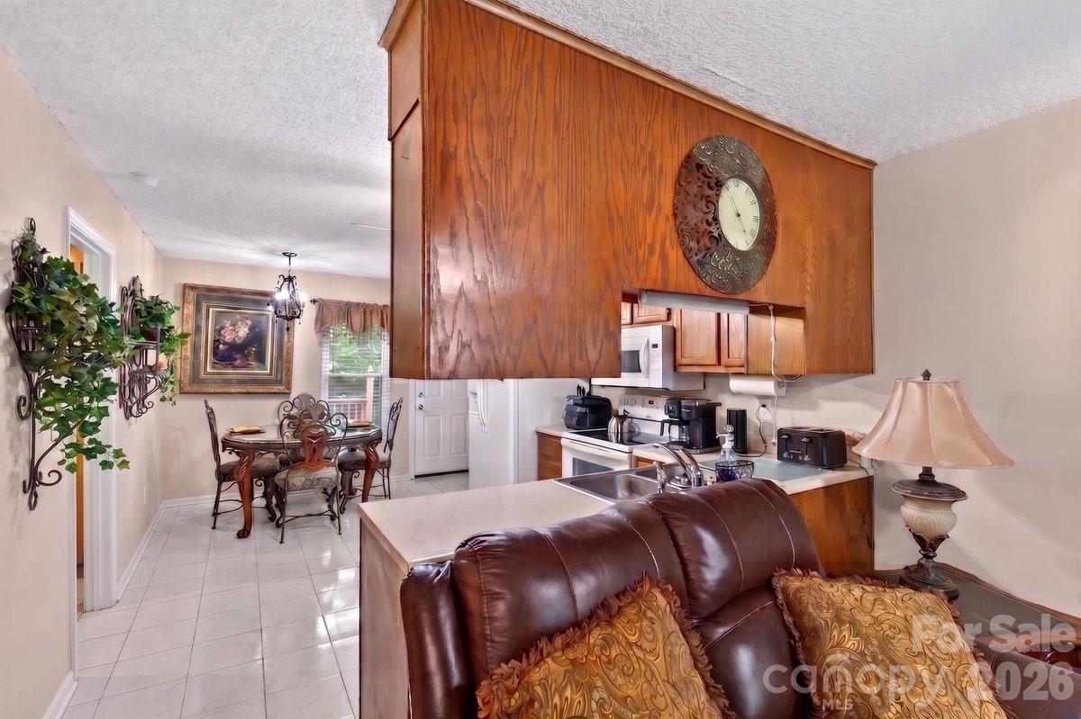 Hillcrest - Residential