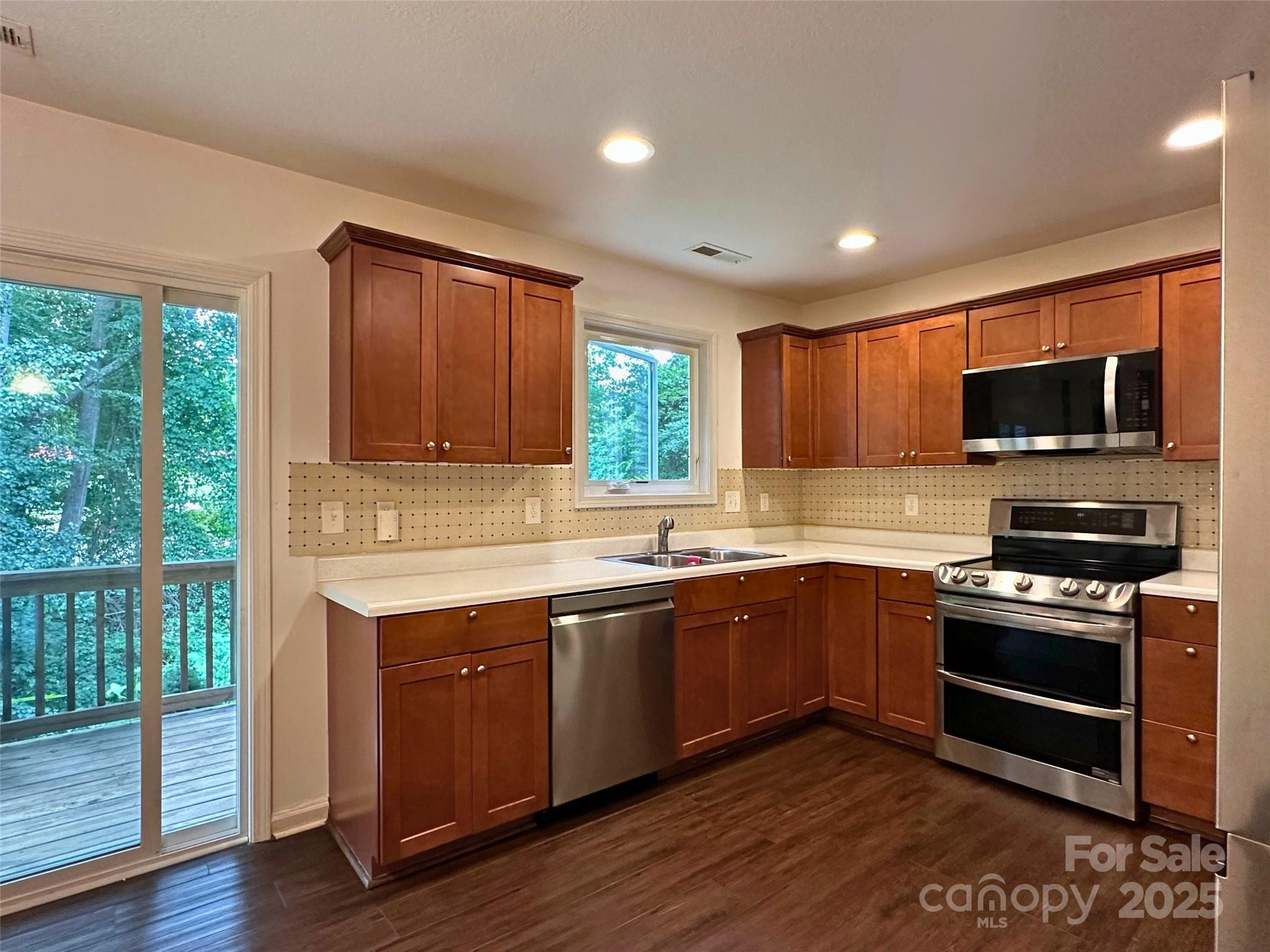 Leicester Village - Residential