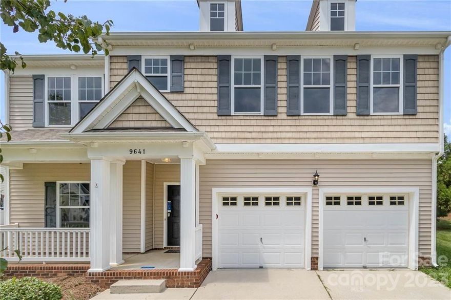 Welcome to this gorgeous neighborhood! You’ll love this home in Concord. Enjoy preparing meals in this impressive kitchen equipped with ample cabinets, brand new applicances and a generous new granite counter space. Flow into the living room featuring a cozy fireplace, perfect for entertaining. The main bedroom boasts a private en-suite with a separate tub and shower and dual sinks. Other bedrooms offer plush carpet and plenty of natural light. Entertain on the back patio, perfect for barbecues. Don't wait! Make this beautiful home yours today.