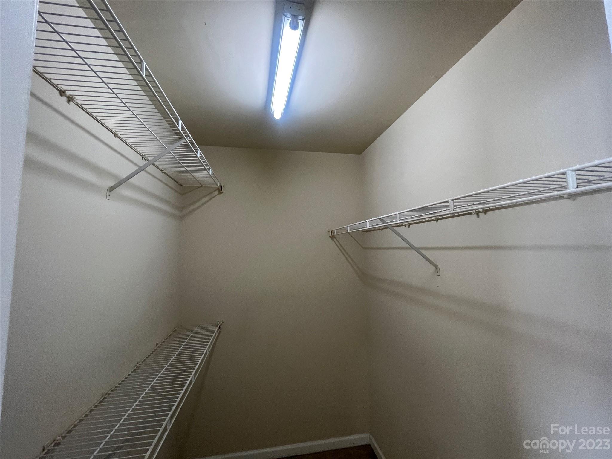 Oakhurst - Residential Lease