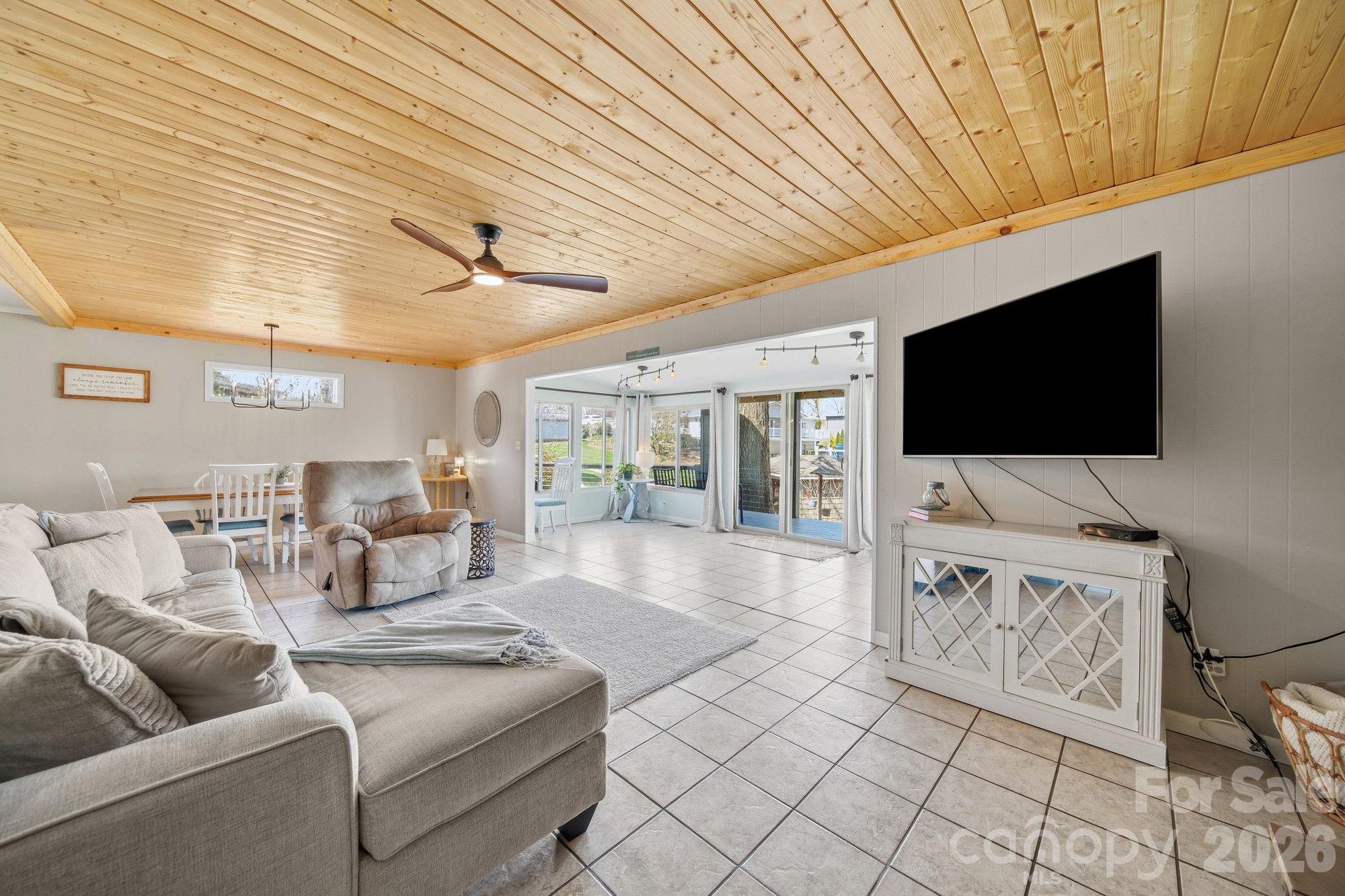 Turner Beach - Residential