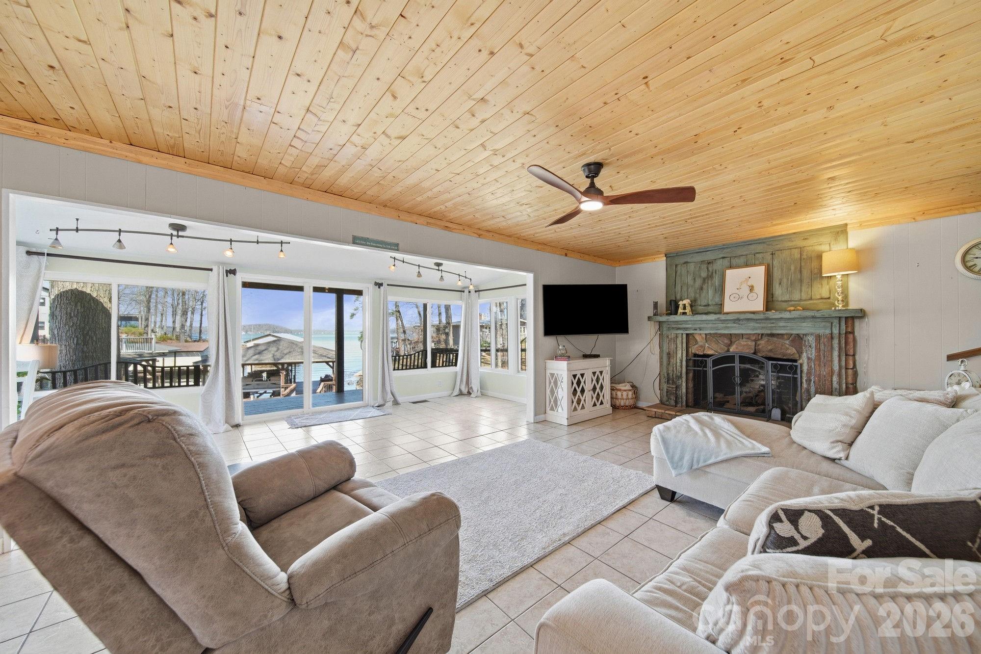 Turner Beach - Residential