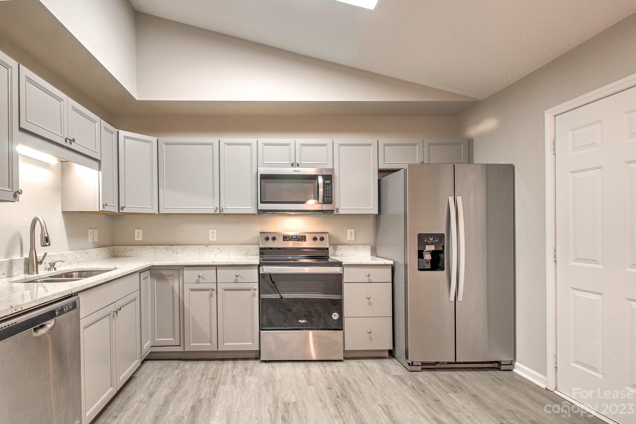 Hillcrest - Residential Lease