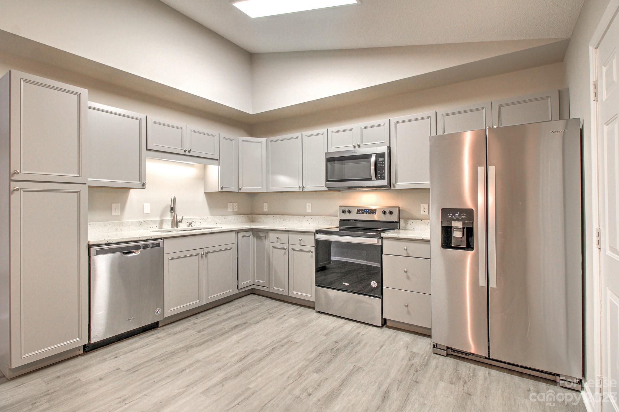 Hillcrest - Residential Lease