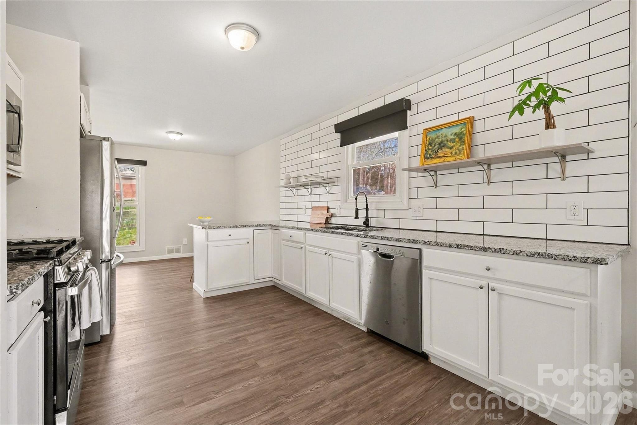 1548 Westbrook Circle