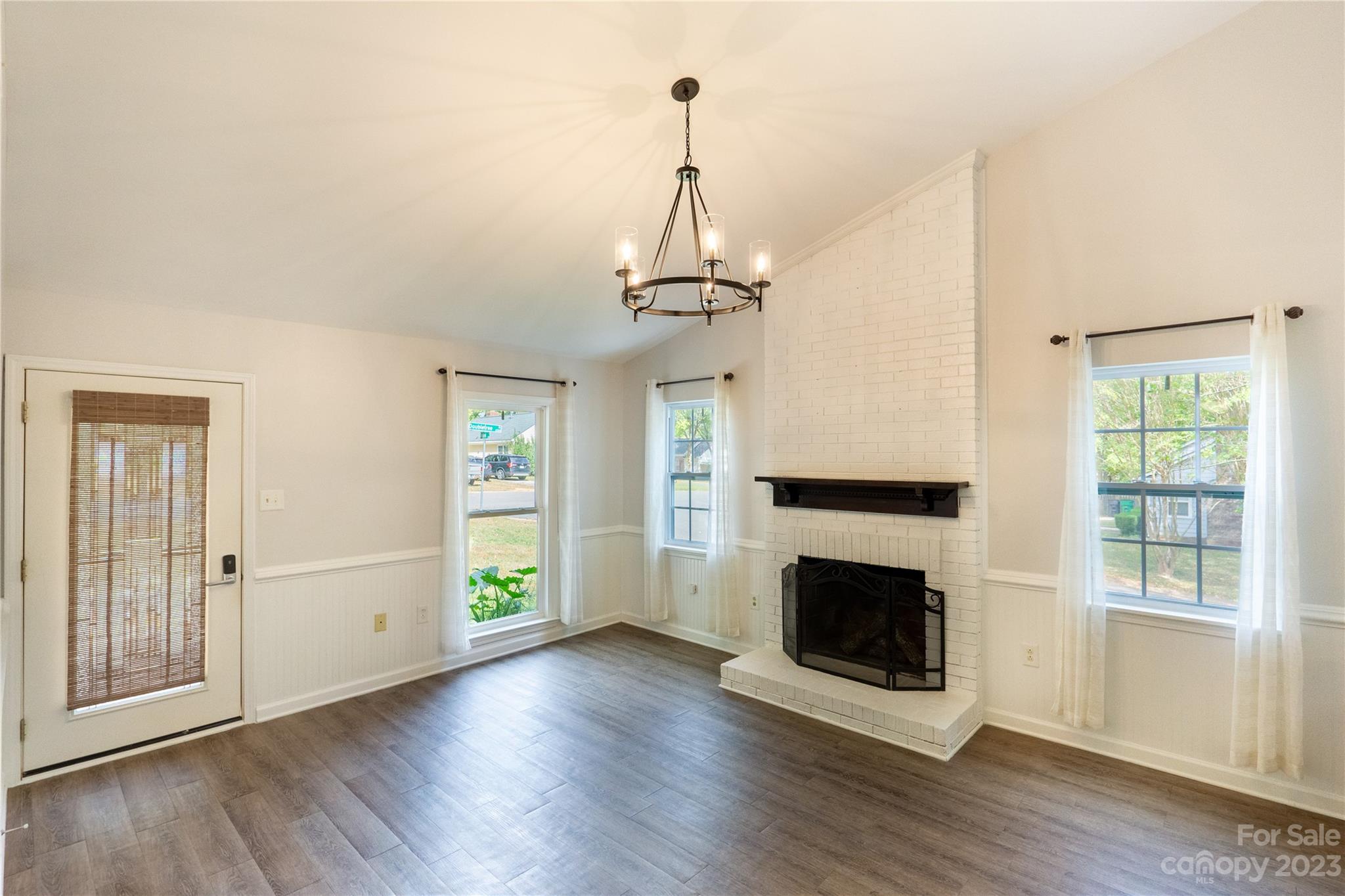 Hickory Ridge - Residential