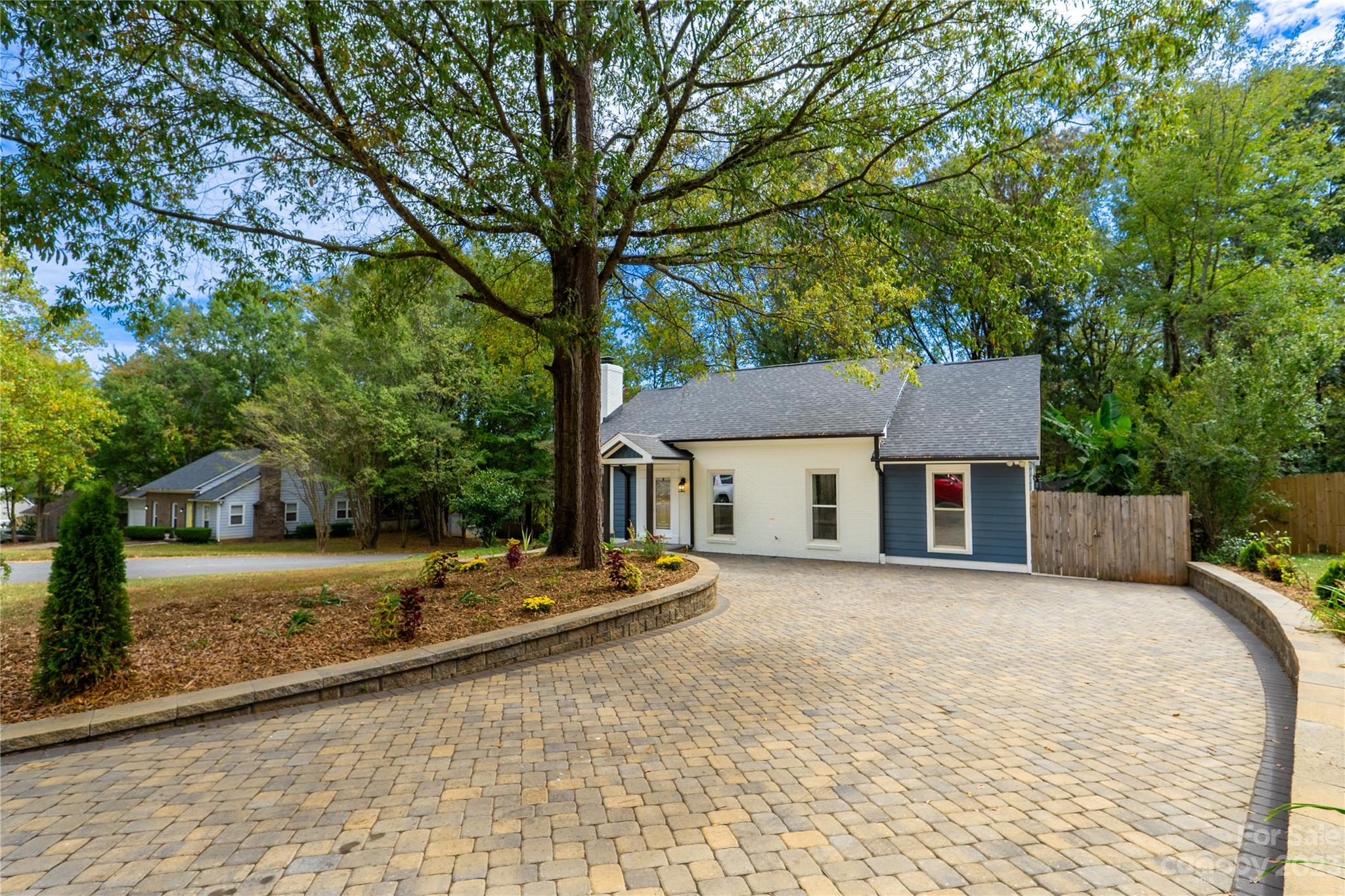 Hickory Ridge - Residential