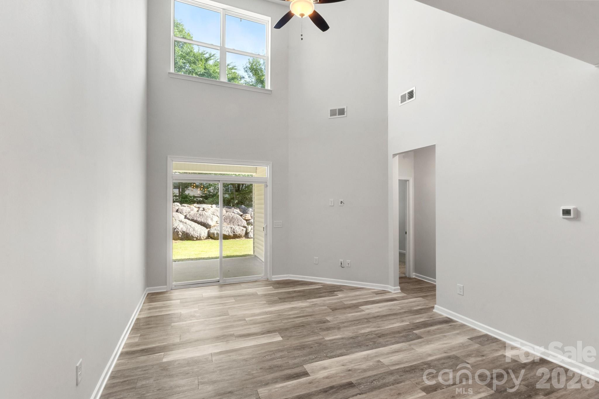Savannah Townhomes - Residential