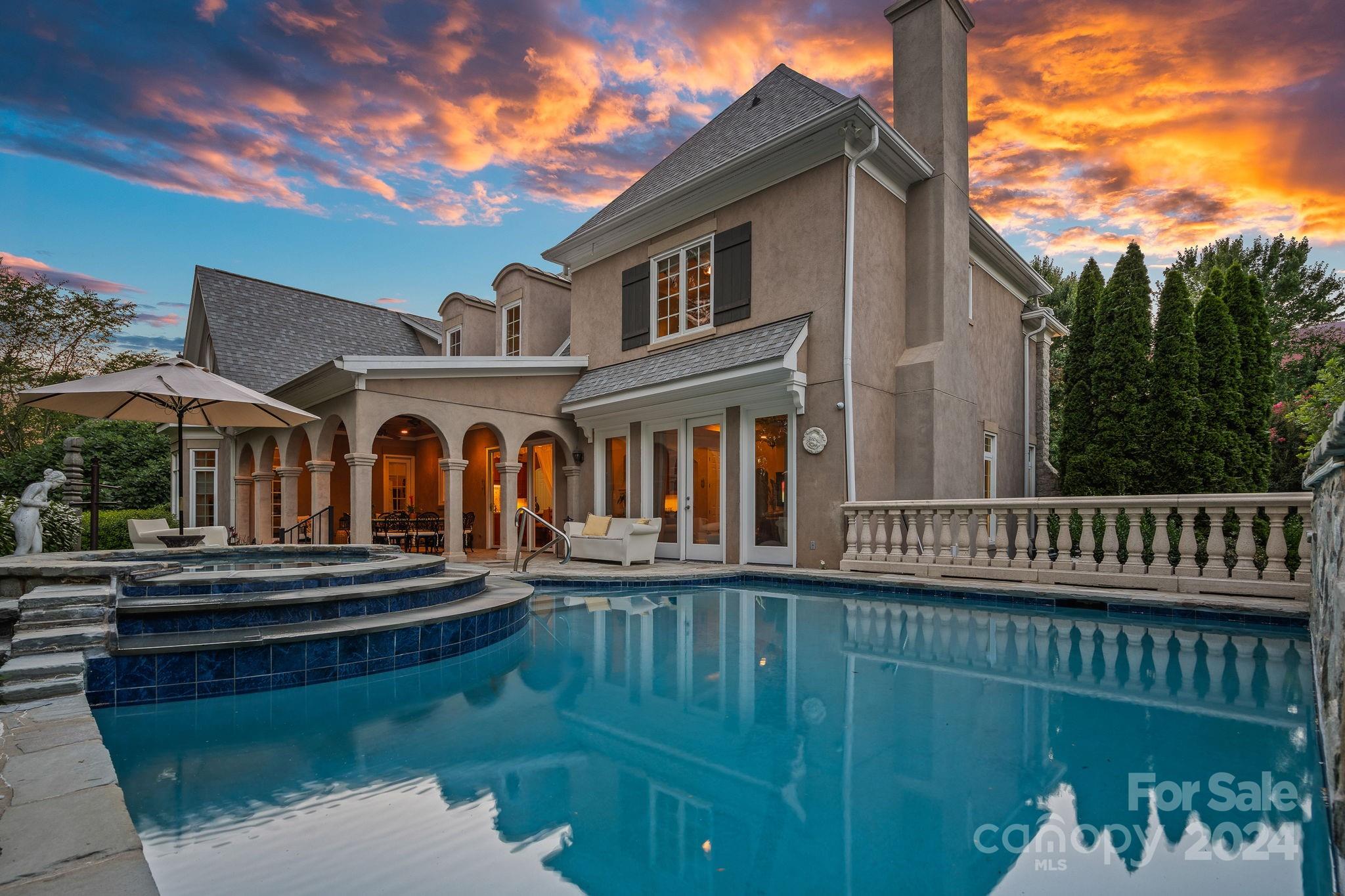 The Peninsula - Residential