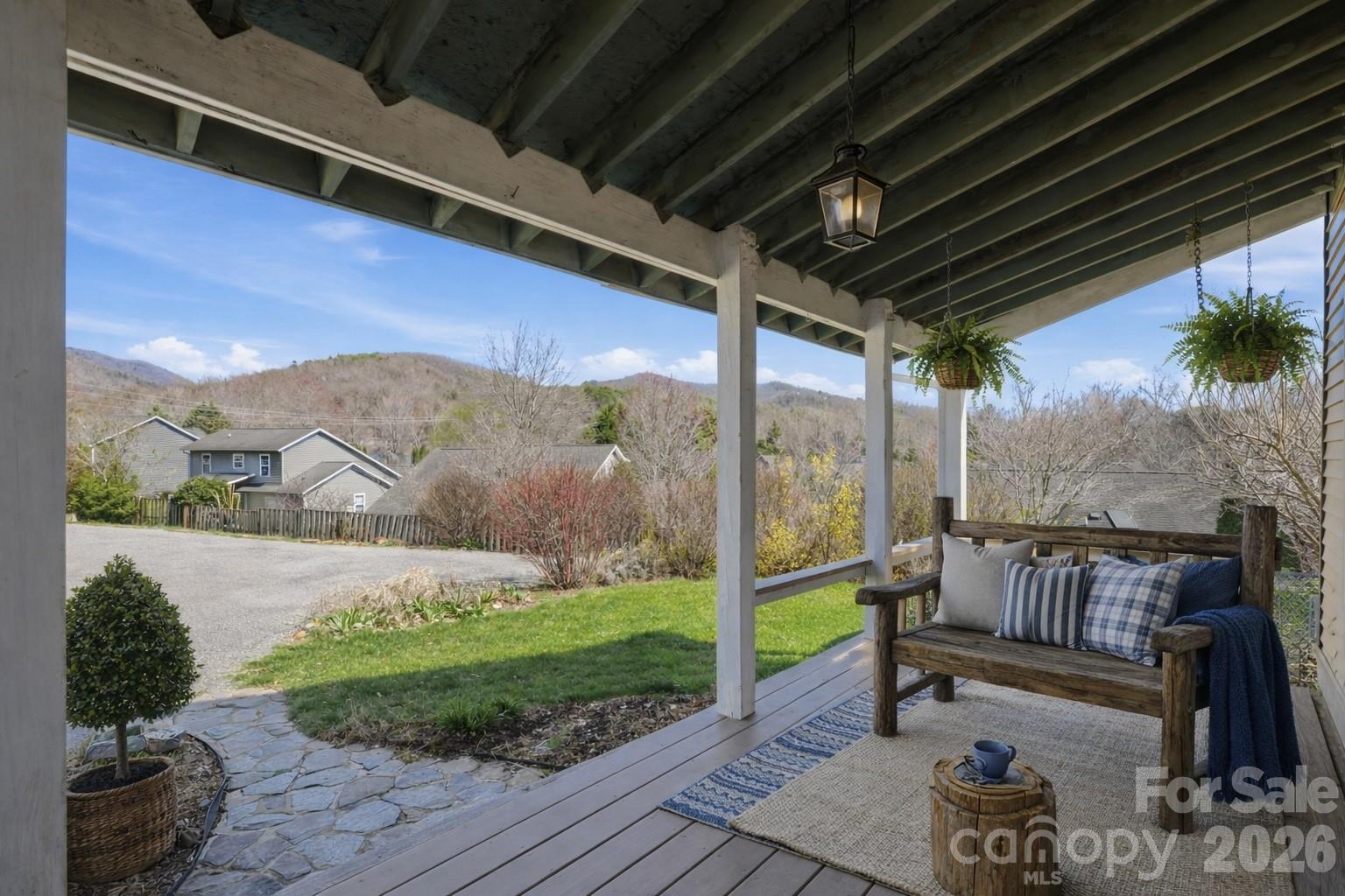 7  and 11 Carolina Corner