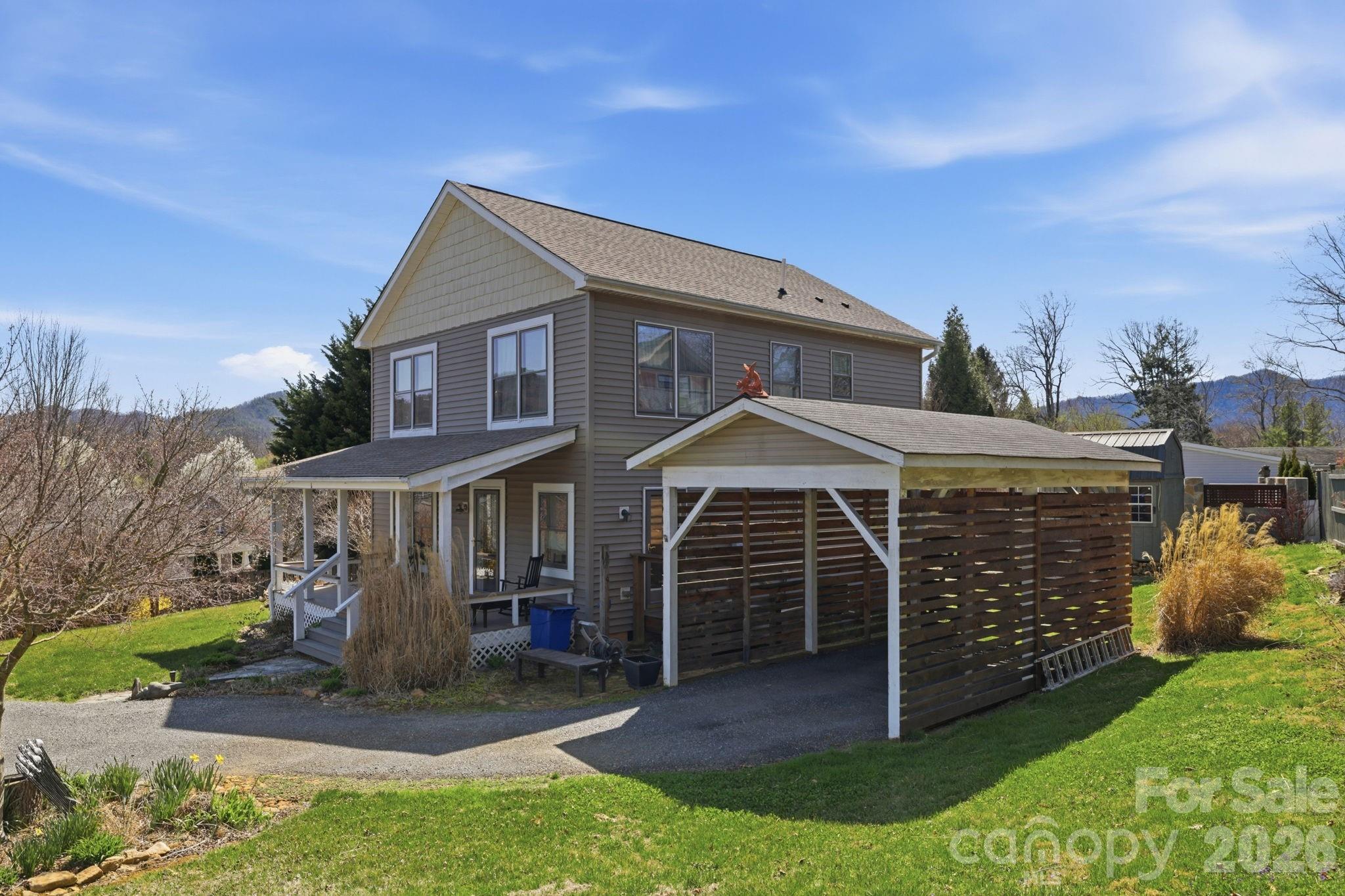 7  and 11 Carolina Corner