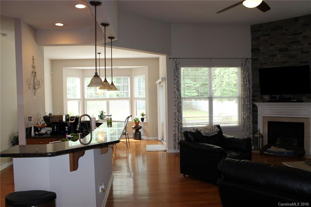 Ridge Pointe - Residential