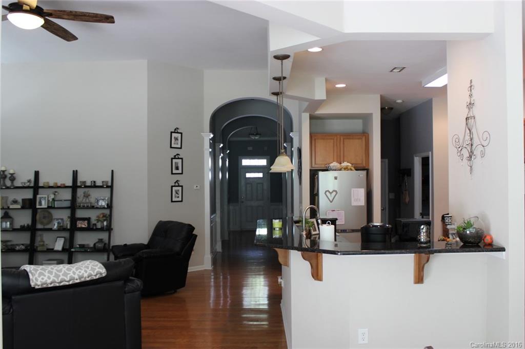 Ridge Pointe - Residential