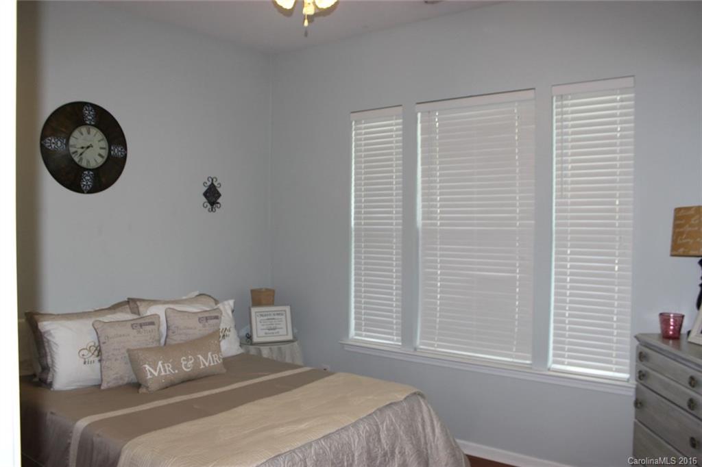 Ridge Pointe - Residential