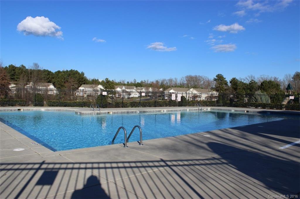 Ridge Pointe - Residential