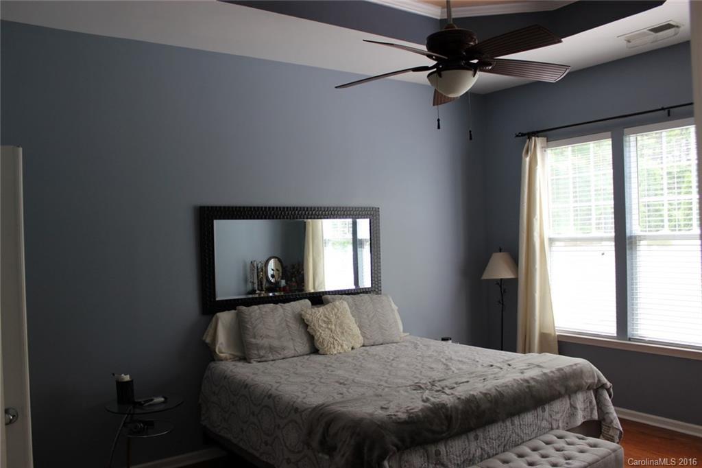 Ridge Pointe - Residential