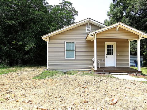 Photo of 616 Lee Street, Albemarle, NC 28001 (MLS # 4278784)