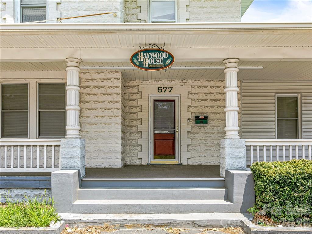 575 Haywood Road