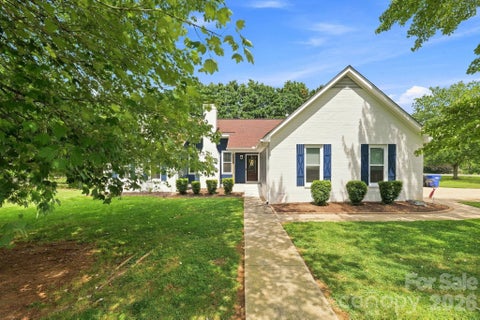 Photo of 106 Webbed Foot Road, Mooresville, NC 28117 (MLS # 4416003)