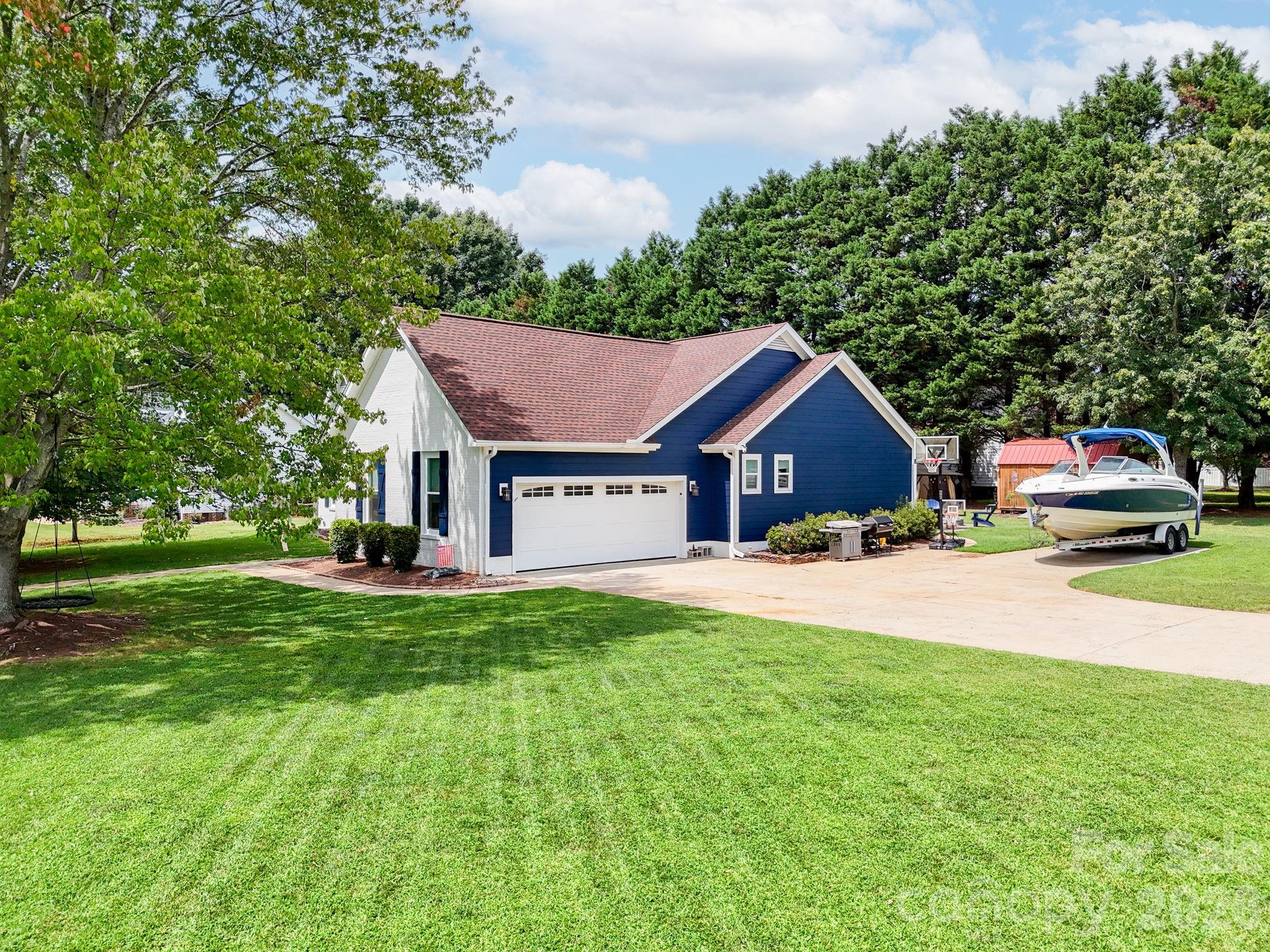 106 Webbed Foot Road