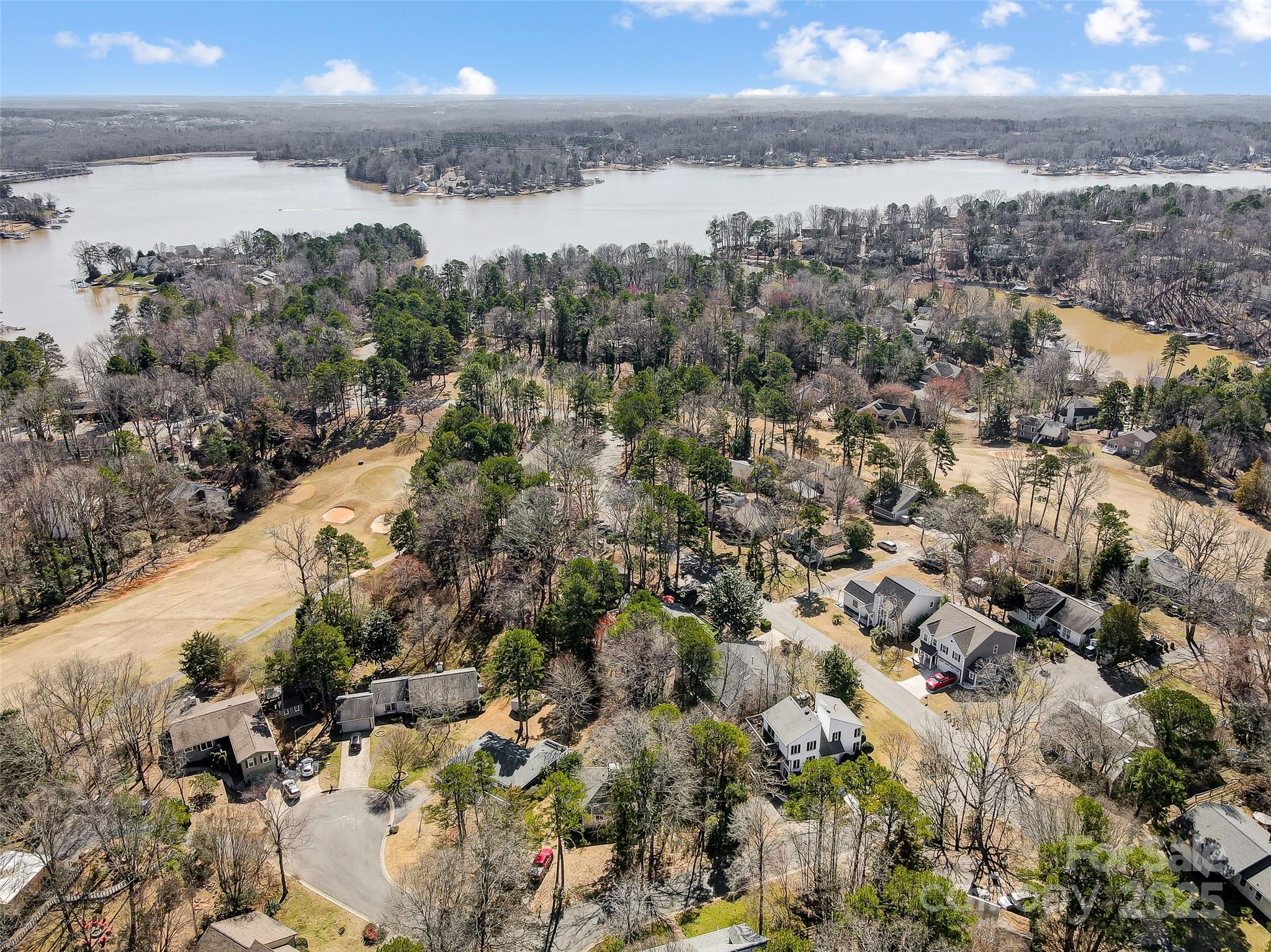 Tega Cay - Residential
