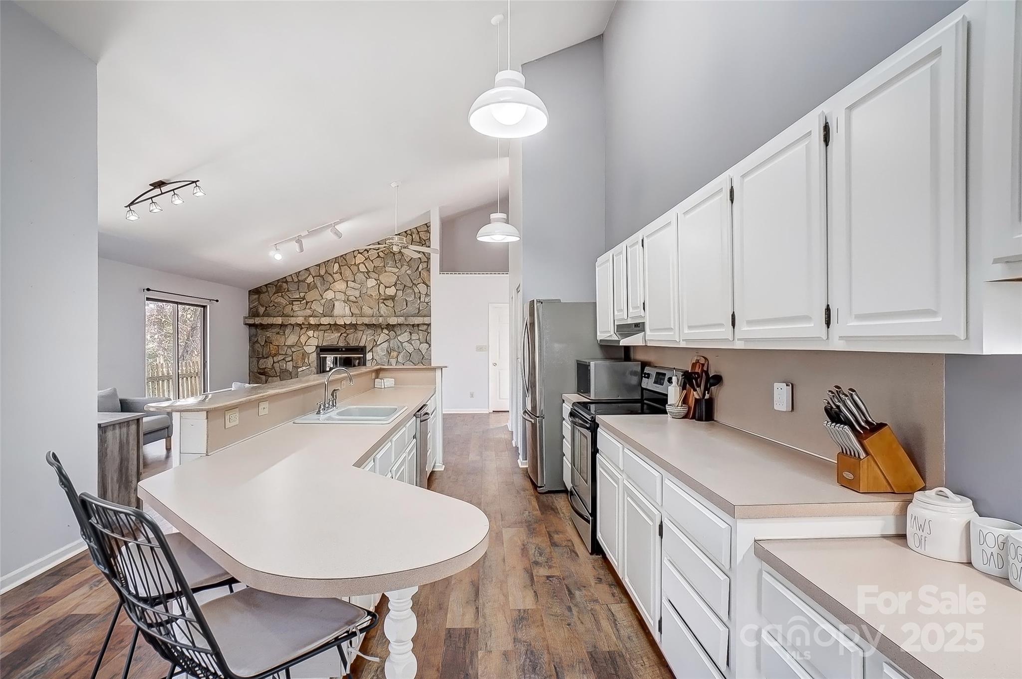 Tega Cay - Residential