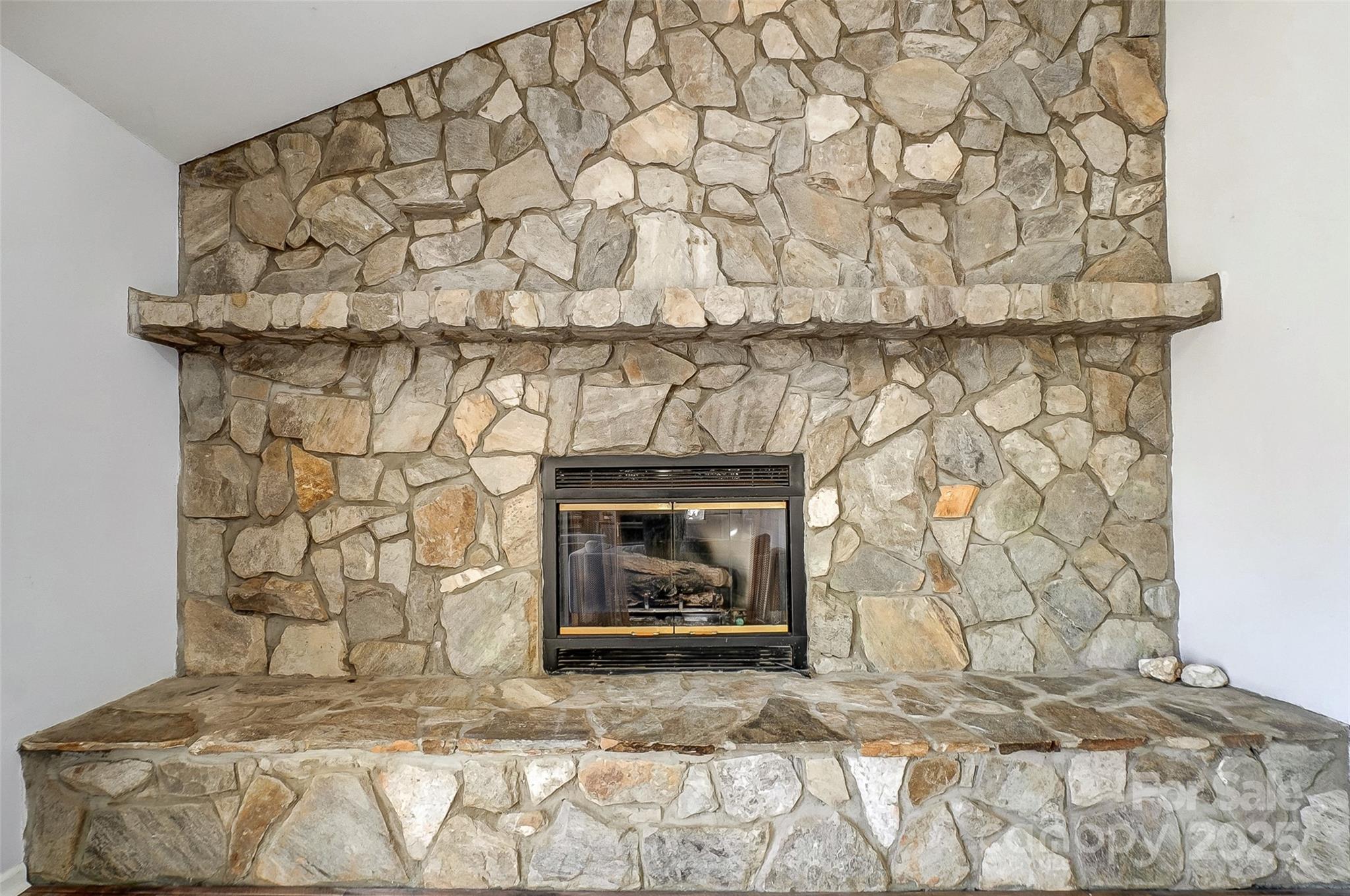Tega Cay - Residential