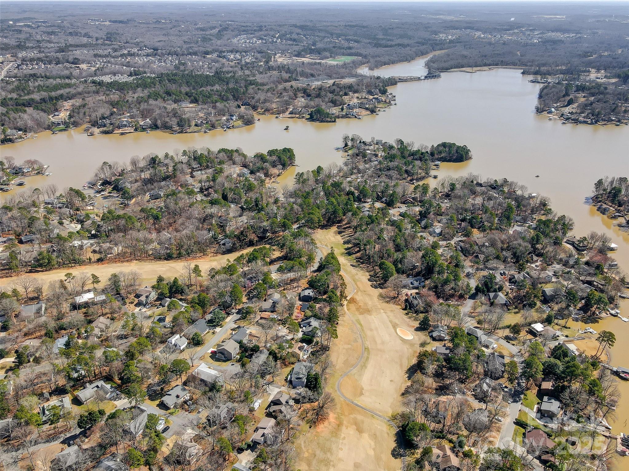 Tega Cay - Residential