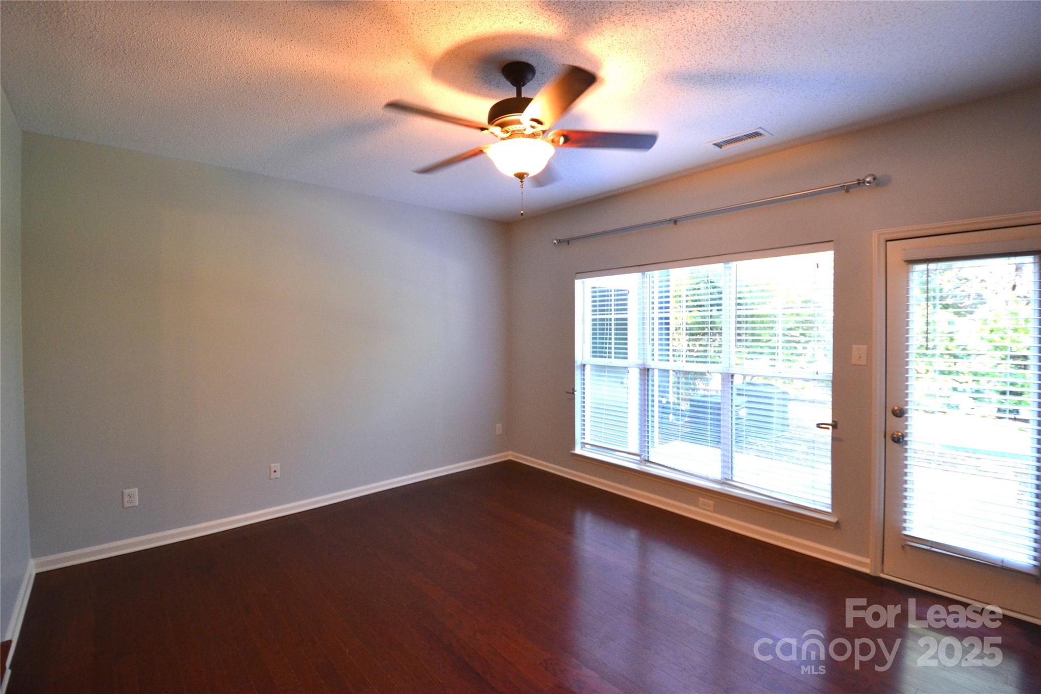 Vineyard Point - Residential Lease