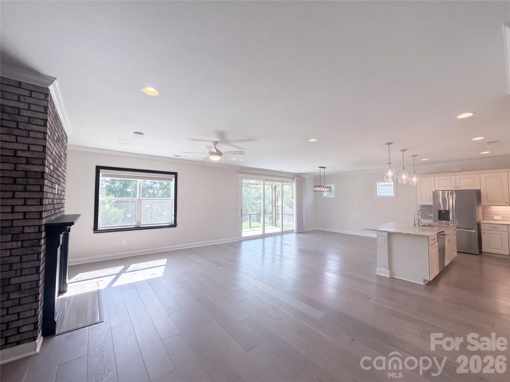 5989 Pier Drive