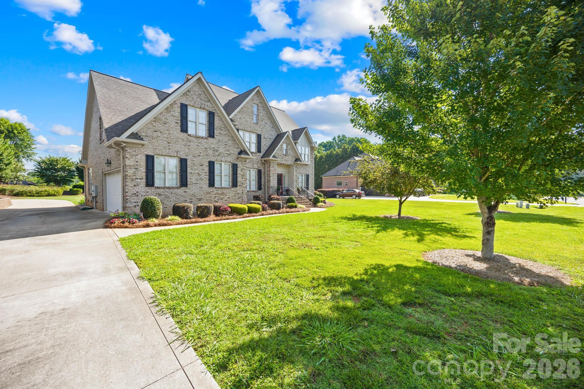 105 Mandarin Drive
