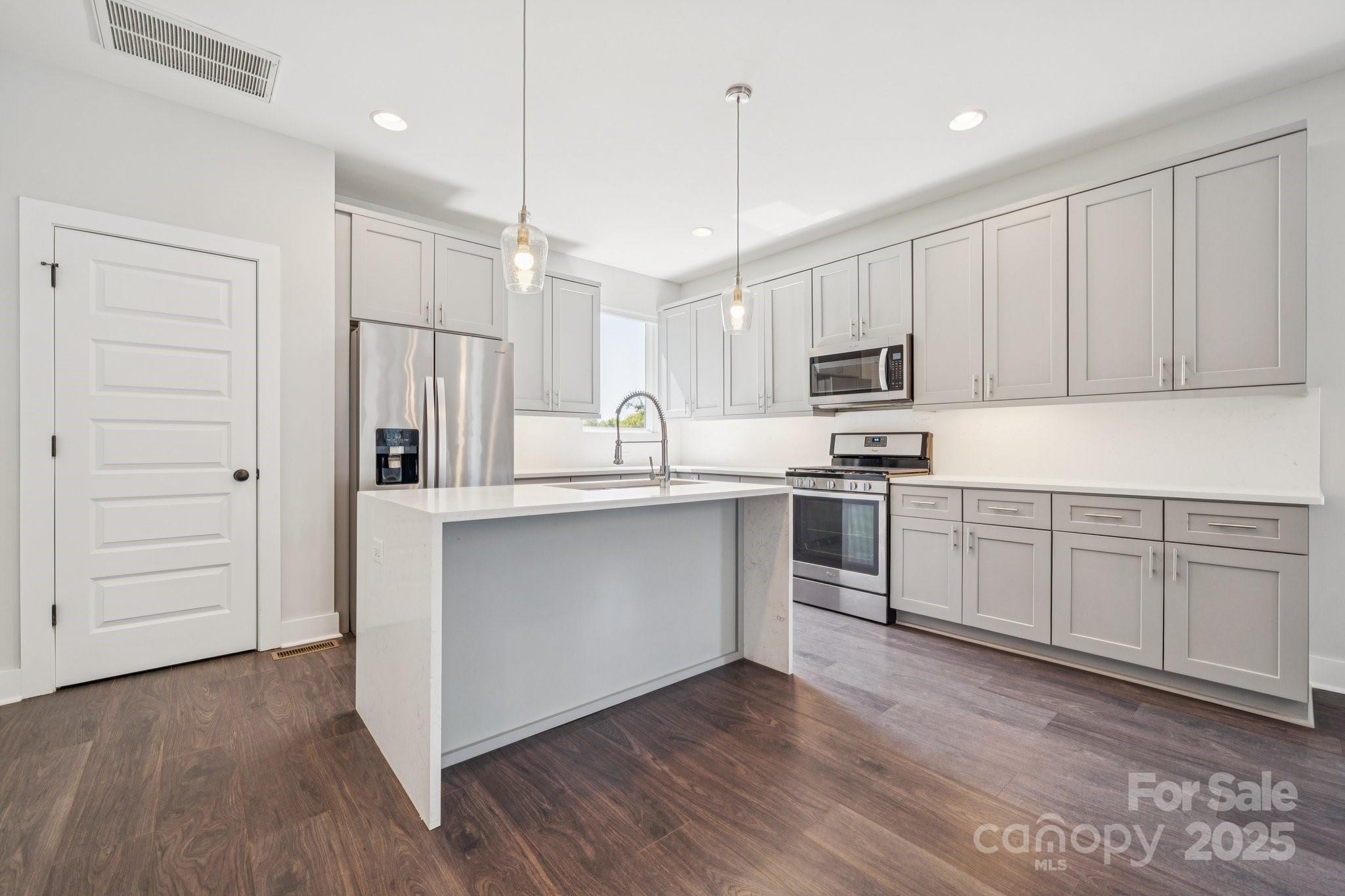 Seversville - Residential