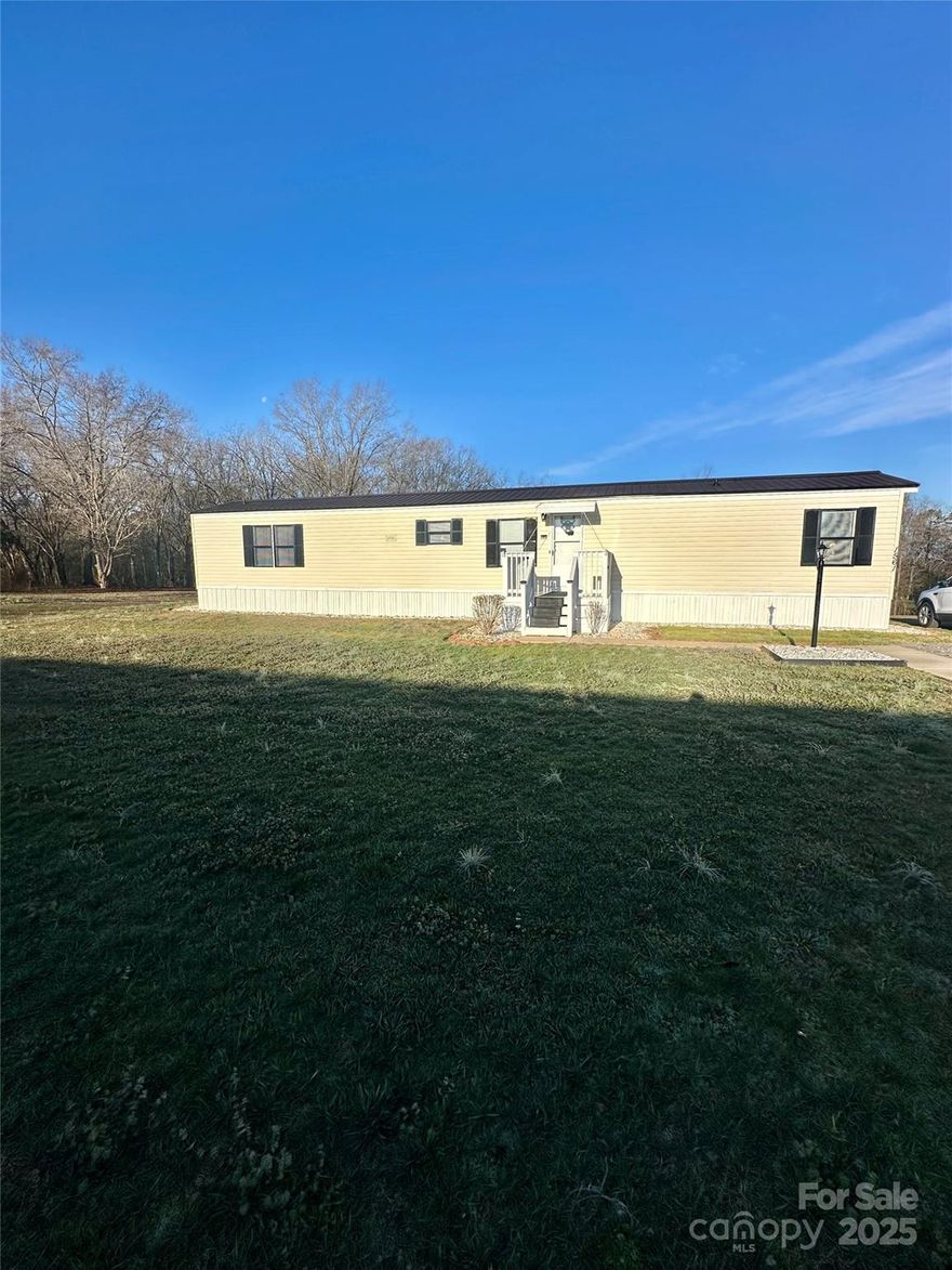 Unique income-producing opportunity with multiple revenue streams.
This property features two mobile homes, a large garage/workshop, and one additional lot currently rented, offering immediate cash flow with upside potential.

***DO NOT DISTURB TENANTS OR VISIT THE PROPERTY WITHOUT AN APPOINTMENT. ***