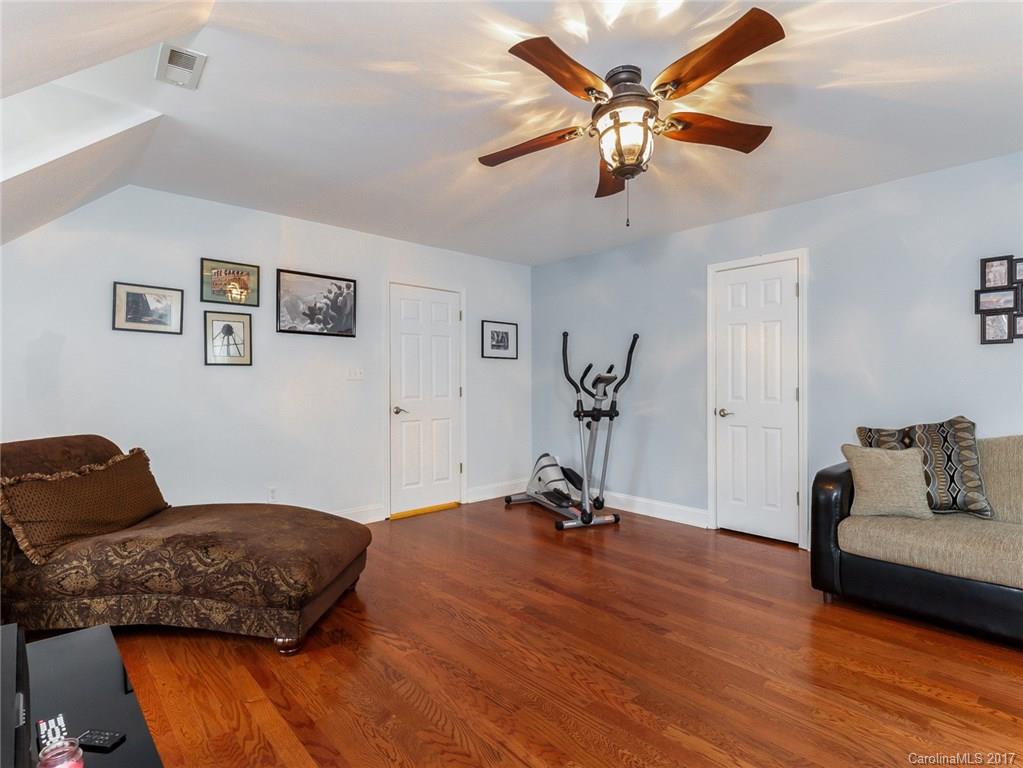 Tega Cay - Residential