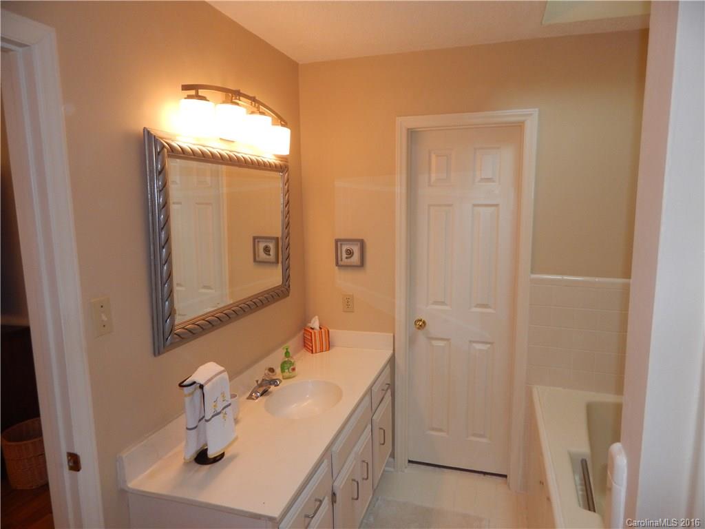 Oakhurst - Residential