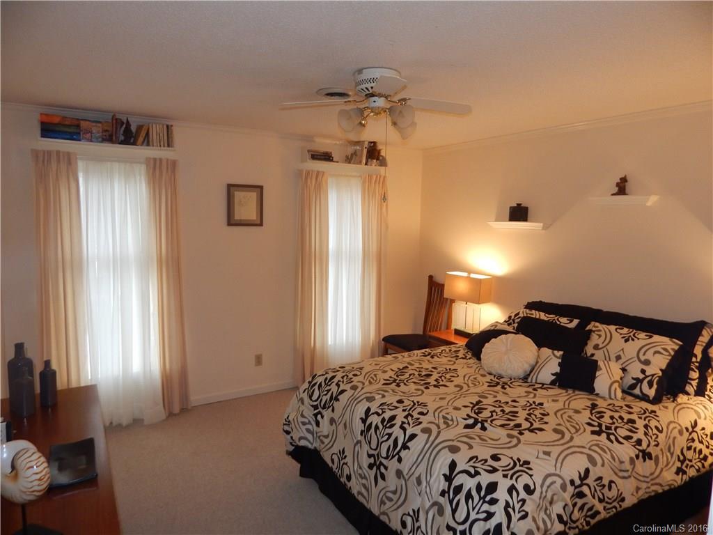 Oakhurst - Residential