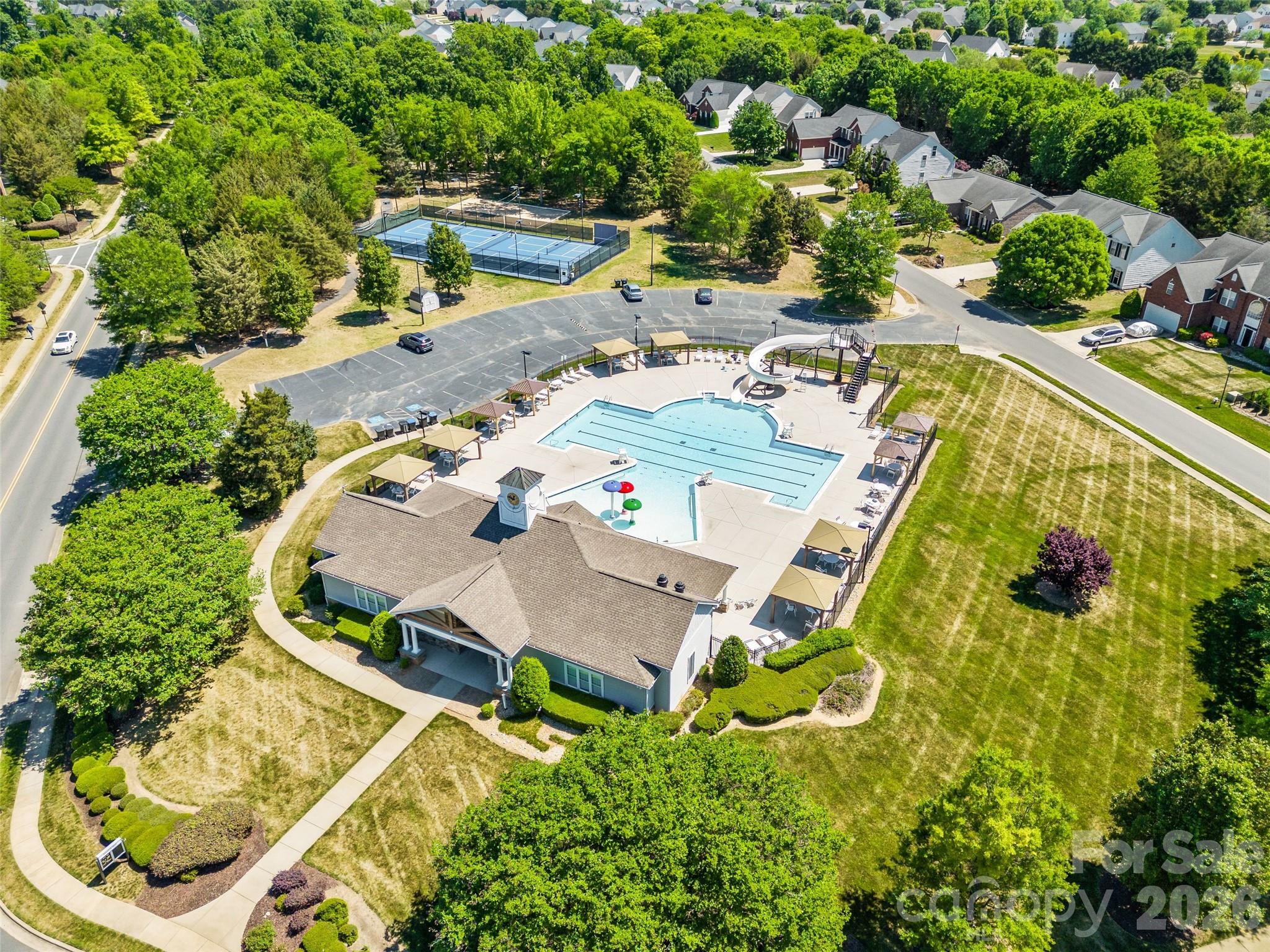 Brandon Oaks - Residential