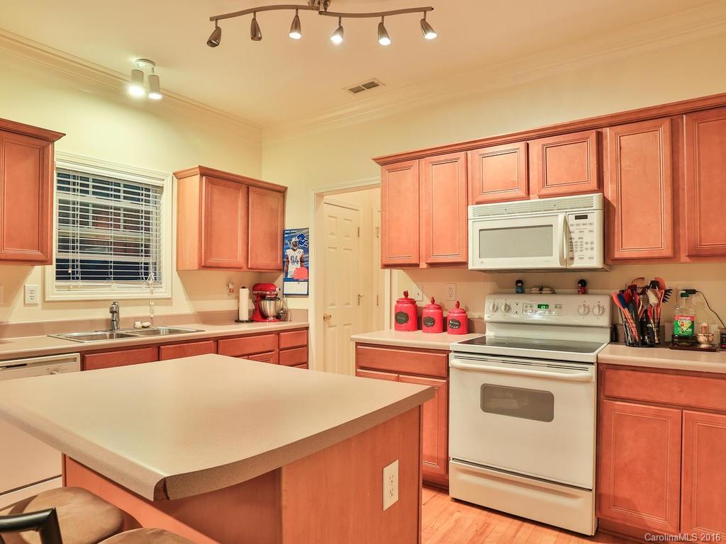 Moss Creek Village - Residential