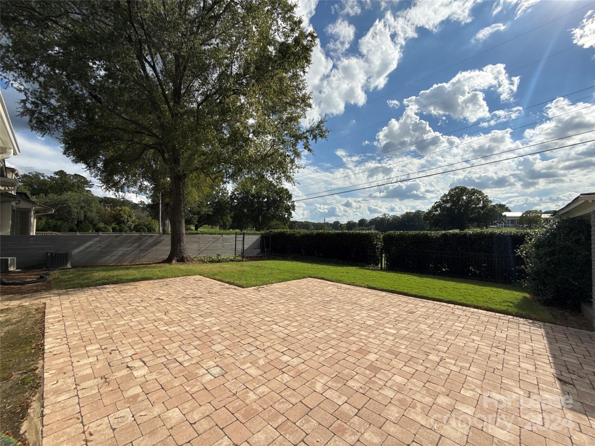 Myers Park - Residential Lease