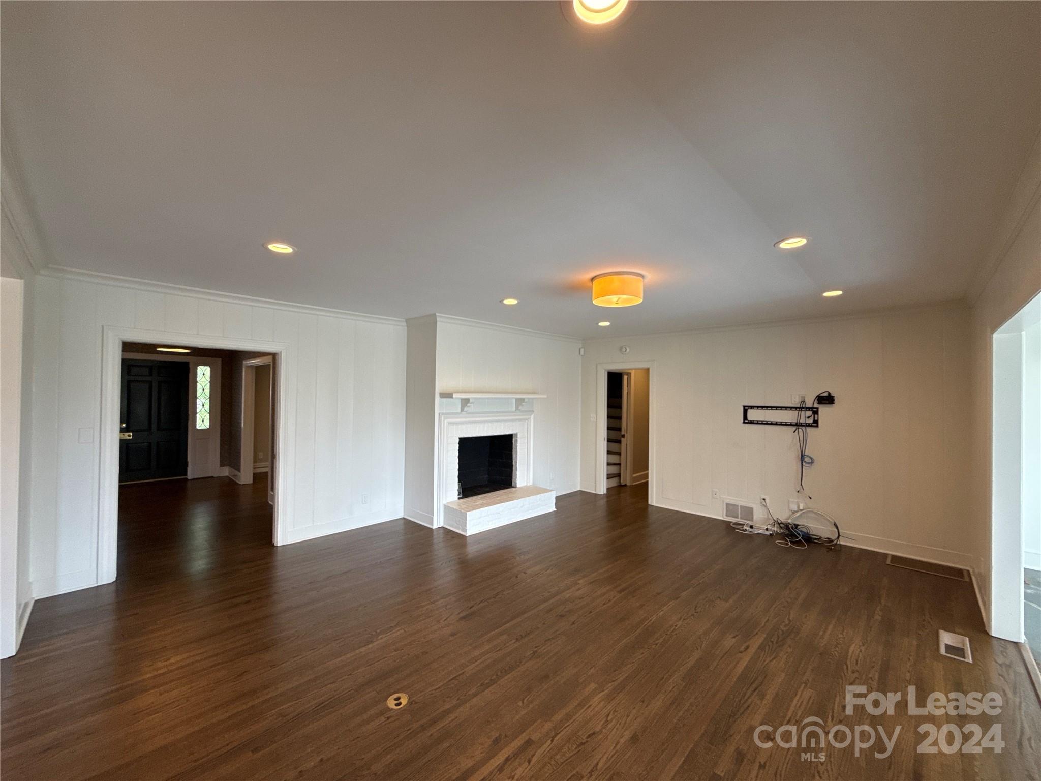 Myers Park - Residential Lease